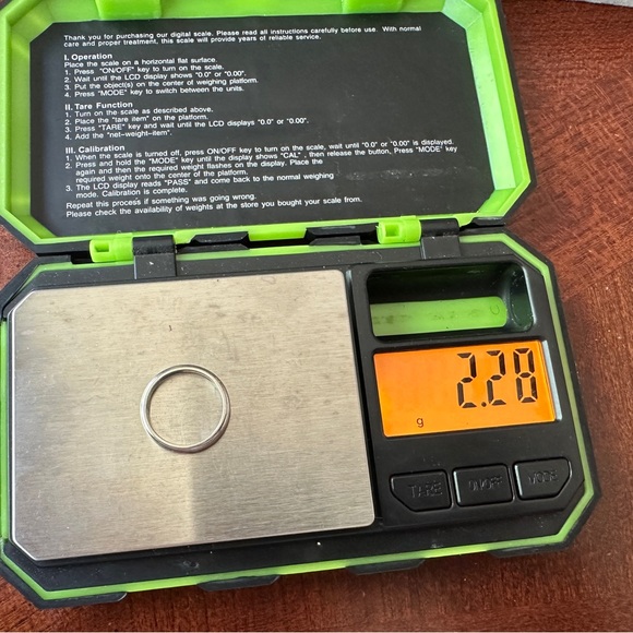 14k White Gold Solid Band Ring Gold 2.28 Grams Marked - Picture 4 of 5